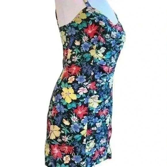ASOS Multicolor Floral Design Mini  Dress Sweetheart Neckline ruched Back Size 4 - Picture 5 of 5